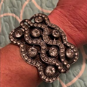 Plunder leather cuff